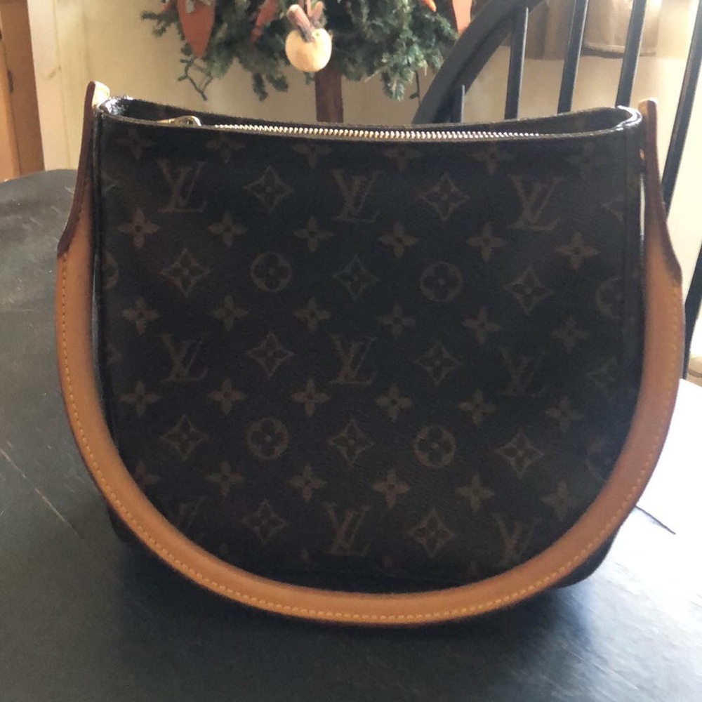 COPY - Authentic Louis Vuitton Looping MM Bag
